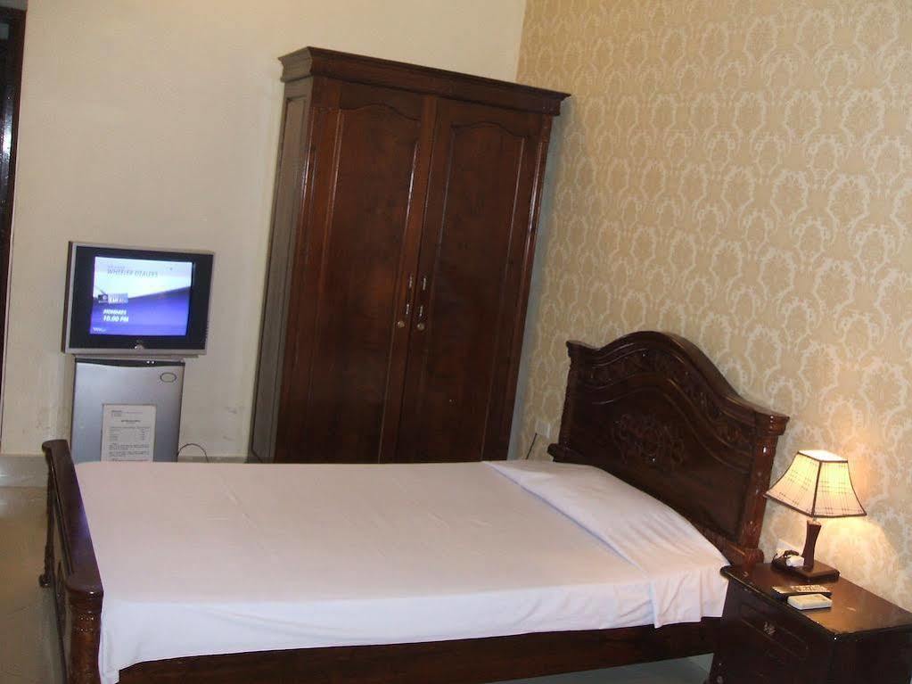 Camellia Hotel 6 Hanoi Exterior foto